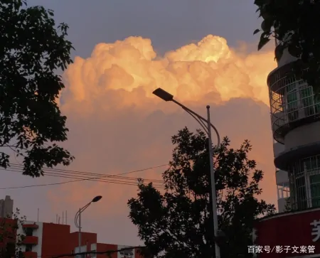 经典唯美的心情文案，句句走心，值得分享-一眼就沦陷的高级文案10字