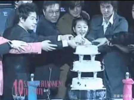 崔雪莉28岁生日当天，网友：我们都很想水蜜桃公主，与生前评论大相径庭-崔雪莉fx歌曲