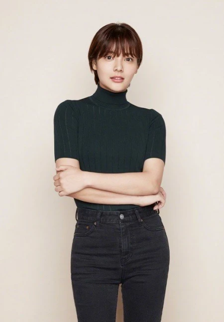 又一位韩国女演员自杀离世，年仅26岁，这位小姐姐真的好漂亮！-韩国女歌手