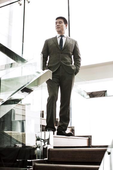 徐峥《港囧》人物原型，都市丽人郑耀南如何创造中国女性内衣史-港囧徐峥说的台词