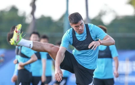 单欢欢主力，7球飞翼改后卫，大连人新阵容初露峥嵘 谢晖培养新星-大连人主力阵容2023