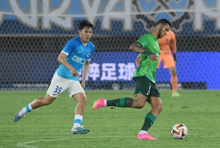 中超｜大连人2:2战平北京国安-中超大连对北京国安几百种药物转不转播