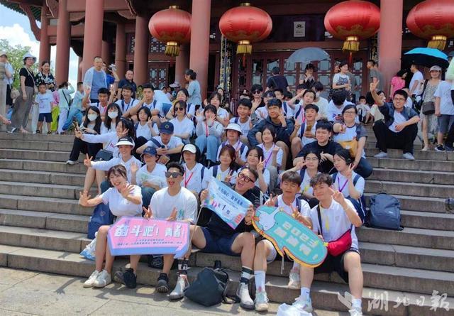 两岸青年“随手拍”随心感悟：武汉是上学、就业、创业的理想之城-clubhouse两岸青年