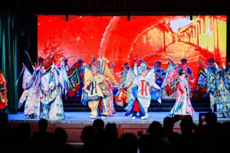 小暑游三秦 盛夏深处自渡清凉-三秦大地指的是啥