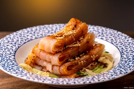 关中地区的擀面皮和米皮，看似出自同一地方，不过口感差距比较大-擀面皮是粗粮吗