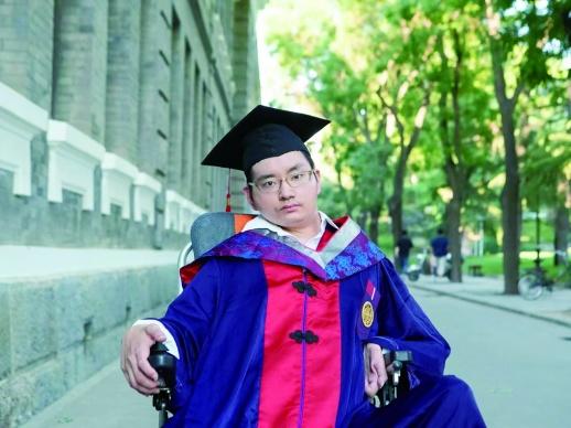 “阳光学子”心怀感恩再启航 清华“轮椅博士”将赴新疆任教-清华轮椅少年给校长的一封信