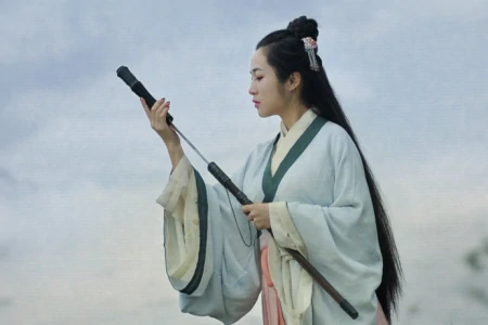 诗词原创：七律3首，文字与梦想｜花开忽忆骸归日，春好难销老尽头-七律花开花落