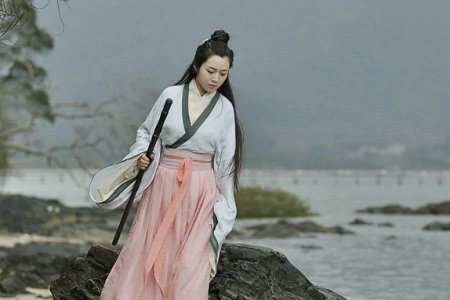 诗词原创：七律3首，文字与梦想｜花开忽忆骸归日，春好难销老尽头-七律花开花落