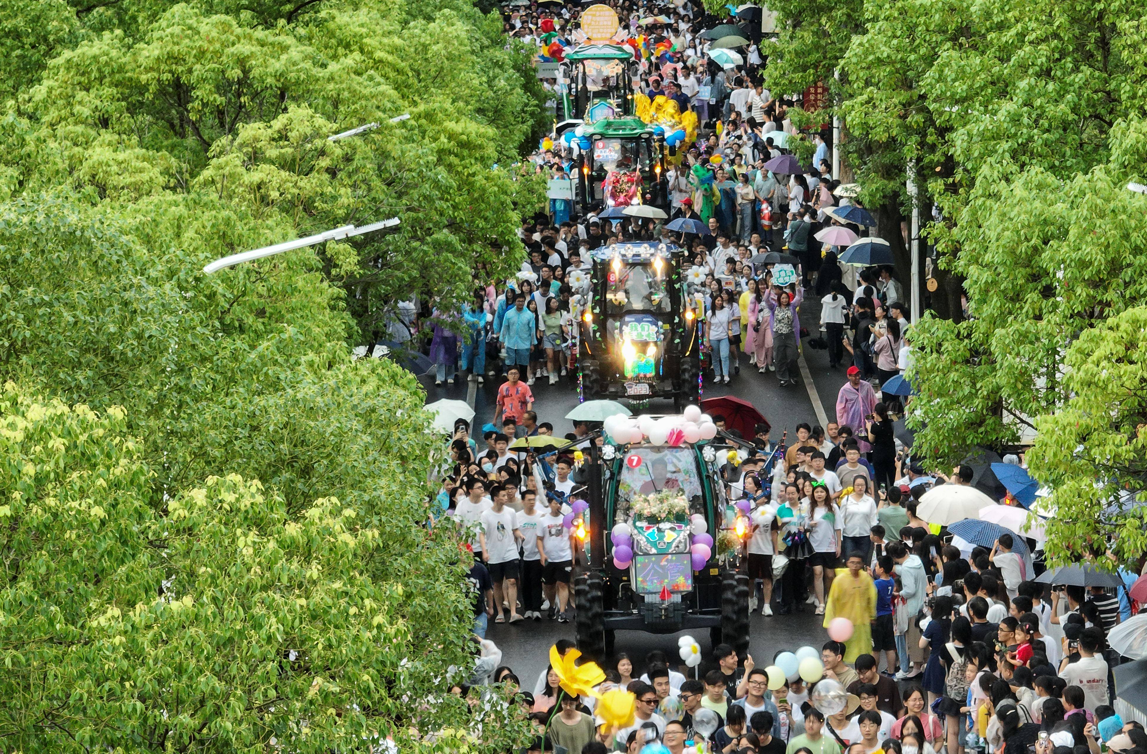 （教育）农机巡游：华中农业大学的毕业季-华中农业大学毕业率怎么样