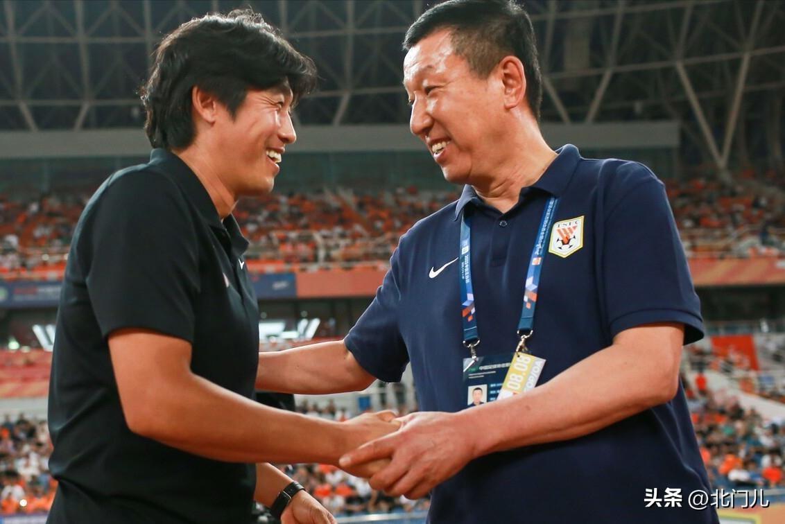 大冷门0-1，泰山主场狂飙10轮首败，落后海港17分，黑马10胜反弹-泰山队今晚比赛直播