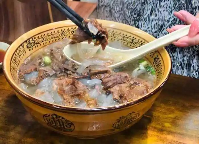 上海周边自驾游有哪些好去处？夏日“朋友圈”美食美景线路推荐→-上海周边自驾游路线推荐表