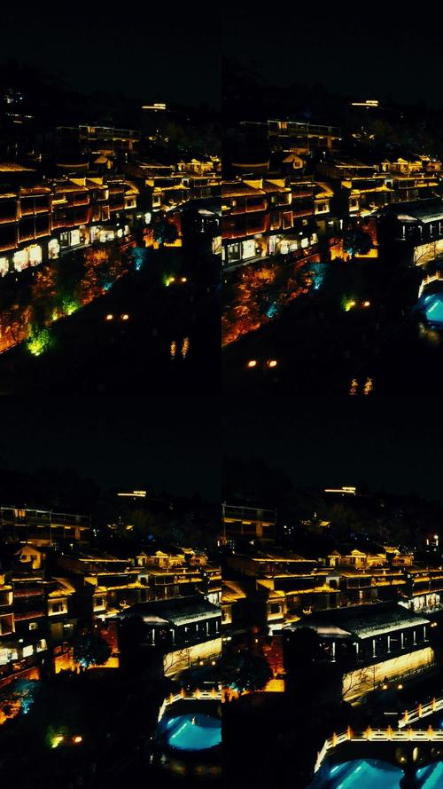 航拍:湖南凤凰古城，夜景美伦美奂，白天温婉可人，截然不同-凤凰古城夜景最美的地方