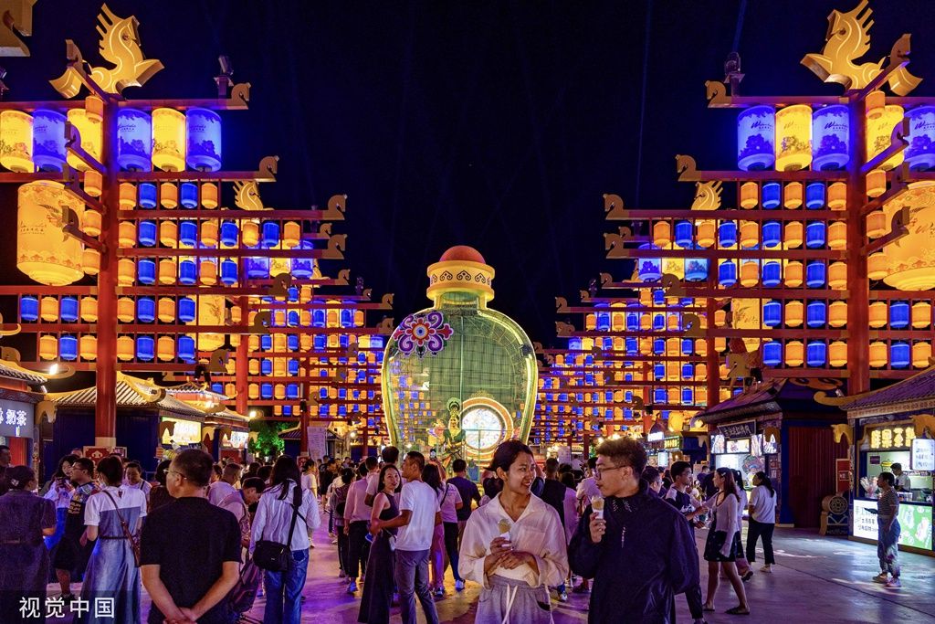 内蒙古“乌兰察布之夜”暑期旅游火热-乌兰察布最好玩的地方