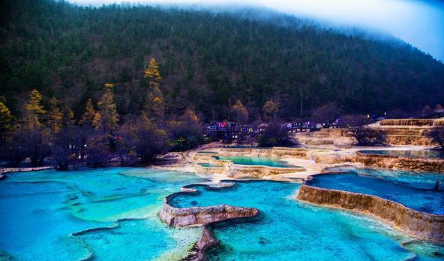 九寨沟：一个人间仙境，一个美丽而又神奇的梦幻世界！-四川旅游攻略路线最佳路线