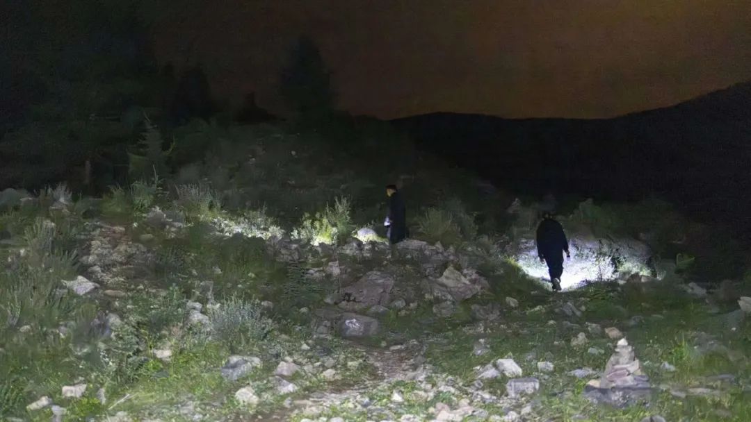 66岁驴友深山失联 五台山公安89小时生死救援-山西五台山驴友死亡视频