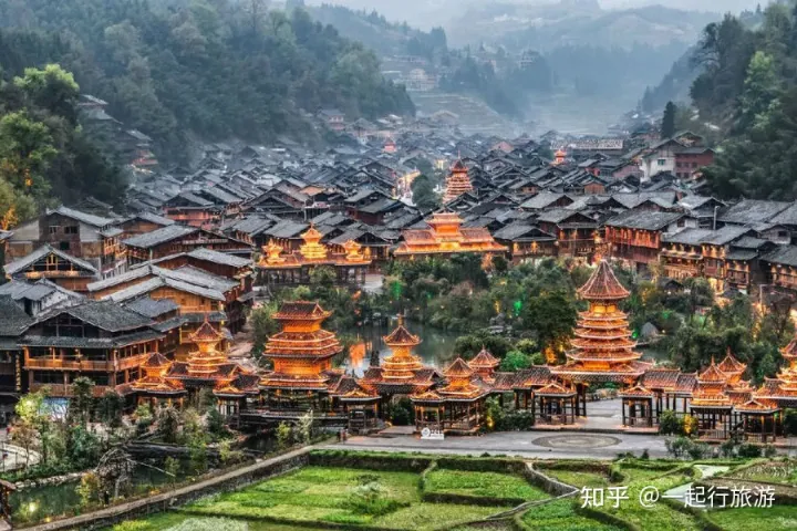 推荐：贵州旅游十大景点，贵州最值得去的10个景点-贵州好的旅游景点排名前十