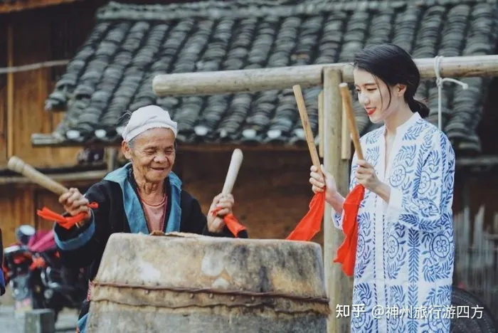 贵州十佳旅游景点排行榜，贵州本地口碑好的金牌导游，贵州旅游线路私人定制-贵州旅游十大景点推荐