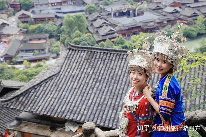 贵州十佳旅游景点排行榜，贵州本地口碑好的金牌导游，贵州旅游线路私人定制-贵州旅游十大景点推荐