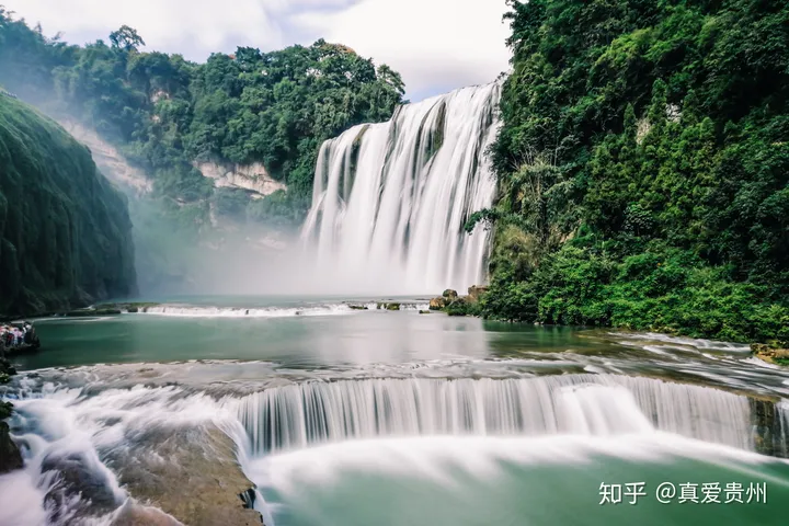 贵州十大热门旅游景点排名及推荐-贵州旅游景点排行榜前十位