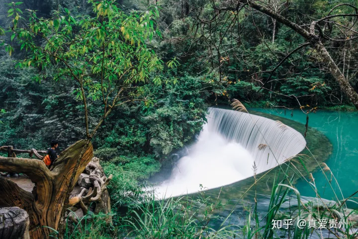 贵州十大热门旅游景点排名及推荐-贵州旅游景点排行榜前十位