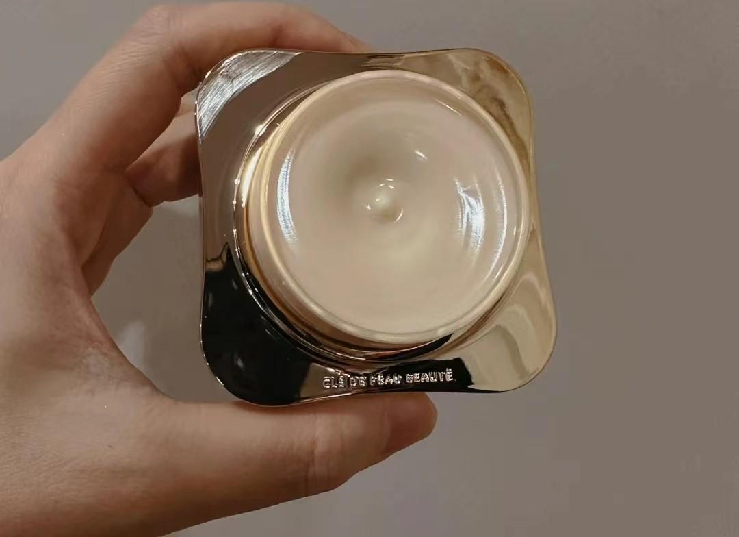 公认好用的5款大牌“口碑”面霜：提亮抗老全兼顾，很适合熟龄肌-十大好用的面霜