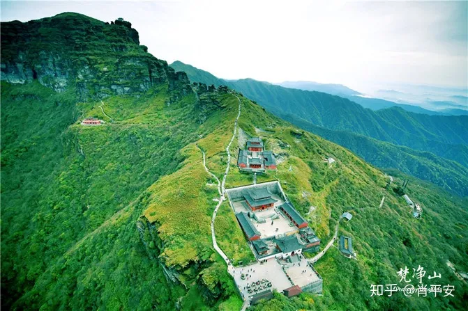 梵净山升仙之山，超越时空的净地，世间难得的一方净土-仙气飘飘的梵净山叫什么