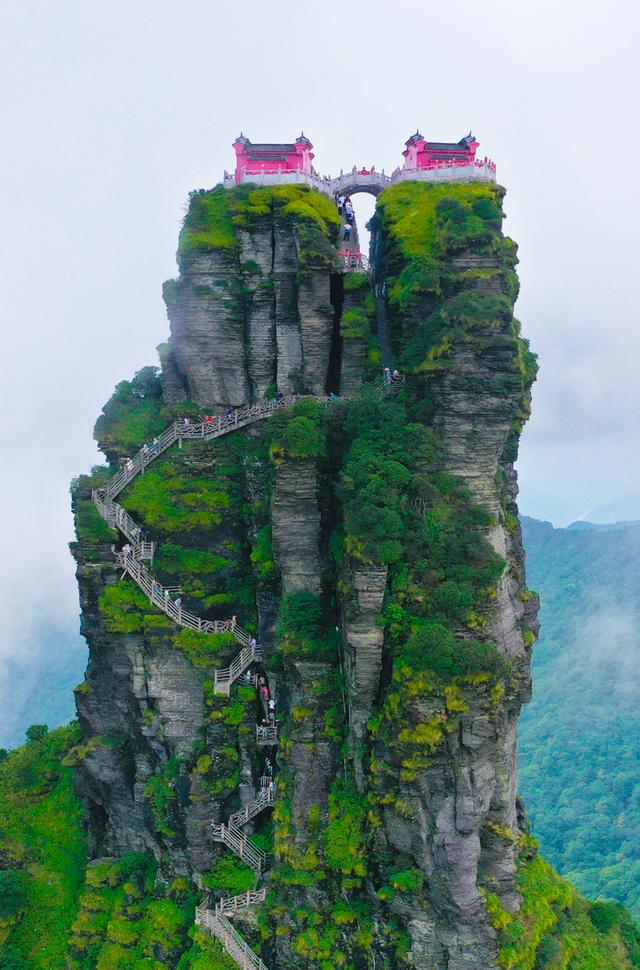 云雾缭绕梵净山-梵净山雾景