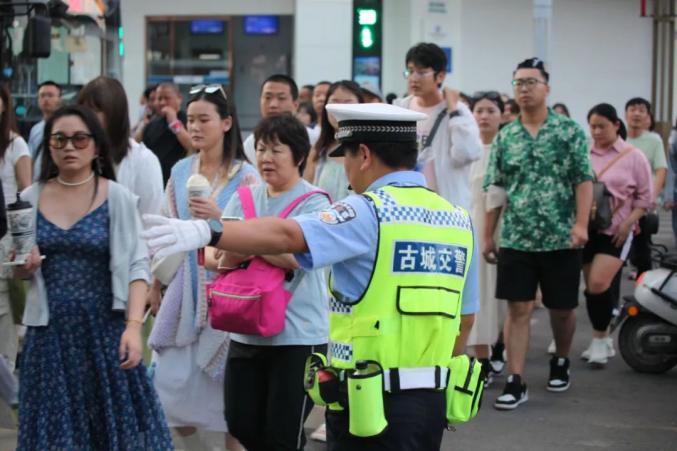 一份来自丽江古城交警的暖心停车攻略~请收藏！-丽江古城路边停车