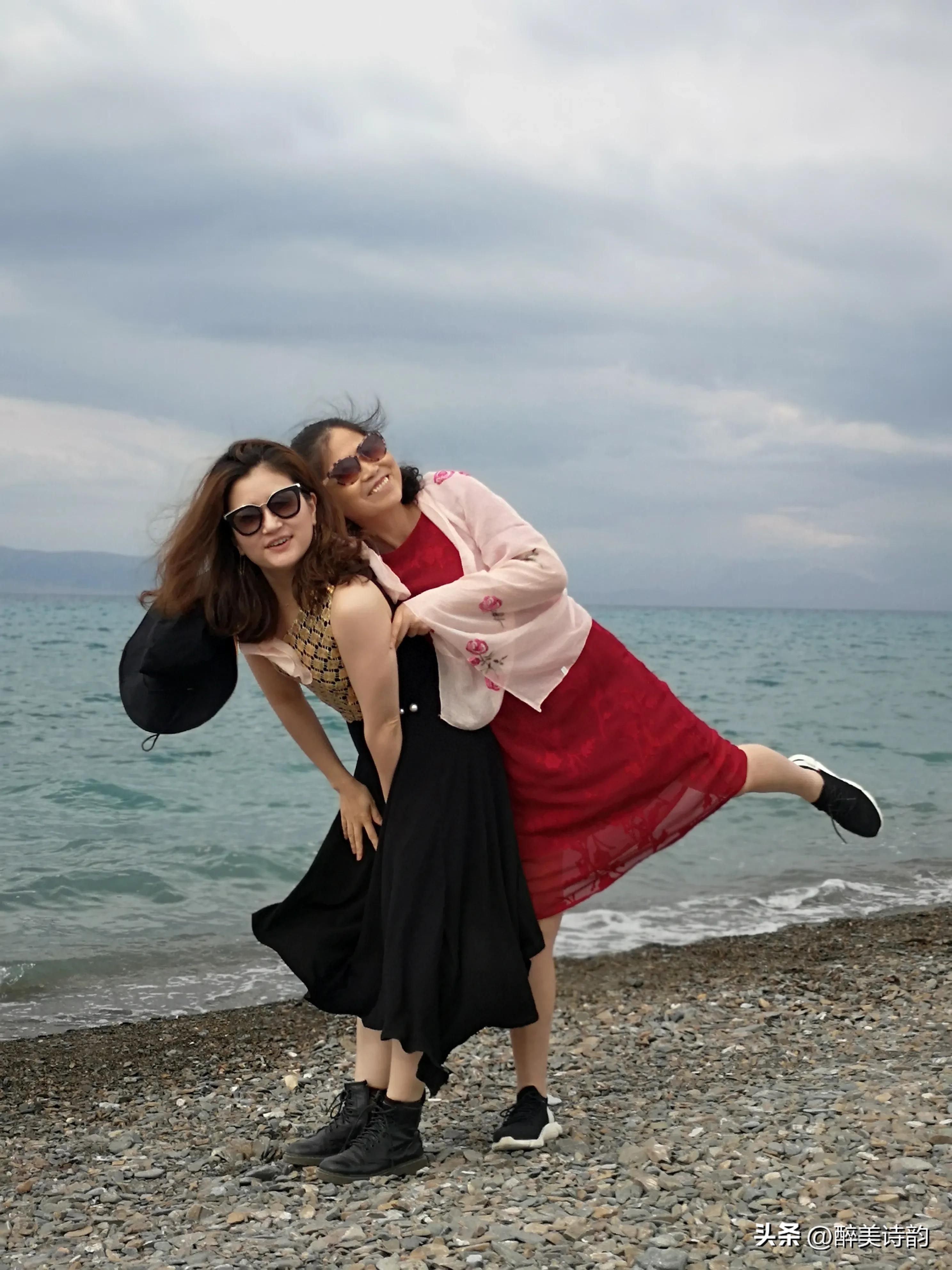 赛里木湖之旅-赛里木湖生态旅游可持续发展研究问题