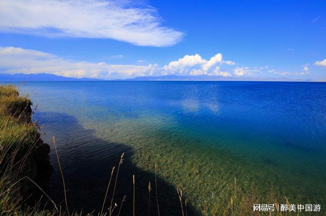 探访赛里木湖，一个非常优美的高山湖泊，美得令人窒息-赛里木湖旅游攻略冬季