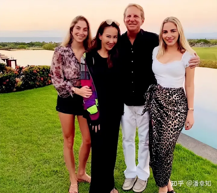 李玟疾病缠身，64岁老公多次出轨嫩模，9次人工受孕也没换来真心-李玟表演