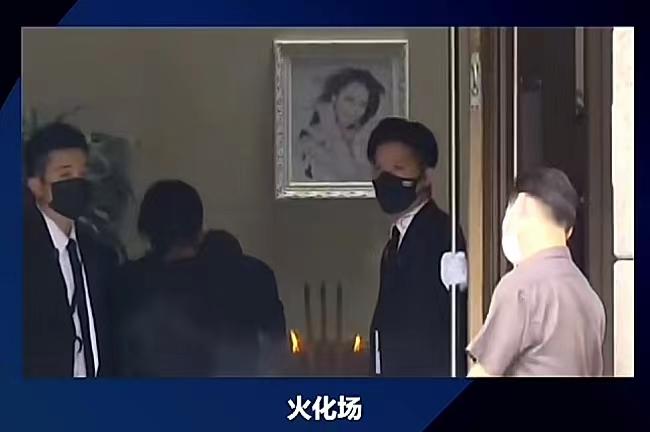 李玟出殡现场哭成一片，甄妮扶灵强忍泪水，乐裕民被骂后神隐消失-歌星李玟