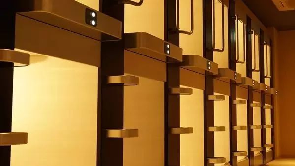 风靡日本乃至世界的胶囊旅馆，为何在中国却难以推广？-日本胶囊旅馆行李放哪