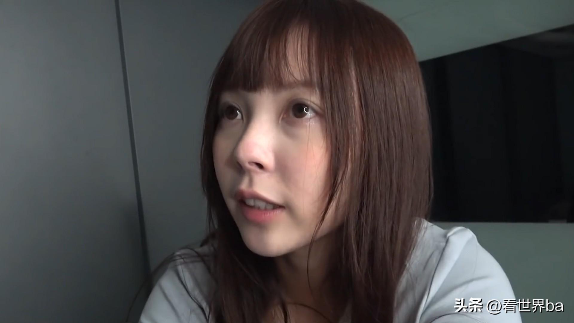 棺材般的日本胶囊旅馆，美女亲身体验了一把，到了晚上却后悔了-日本胶囊旅馆图片