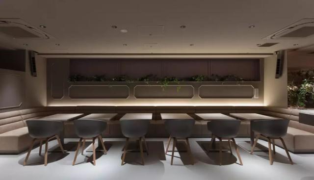 胶囊旅馆，进化！-胶囊旅馆传递给司温热的夜晚风车类似动漫