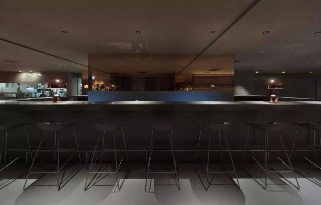 胶囊旅馆，进化！-胶囊旅馆传递给司温热的夜晚风车类似动漫