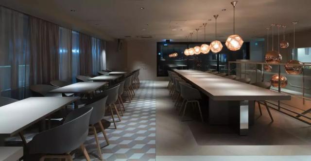 胶囊旅馆，进化！-胶囊旅馆传递给司温热的夜晚风车类似动漫