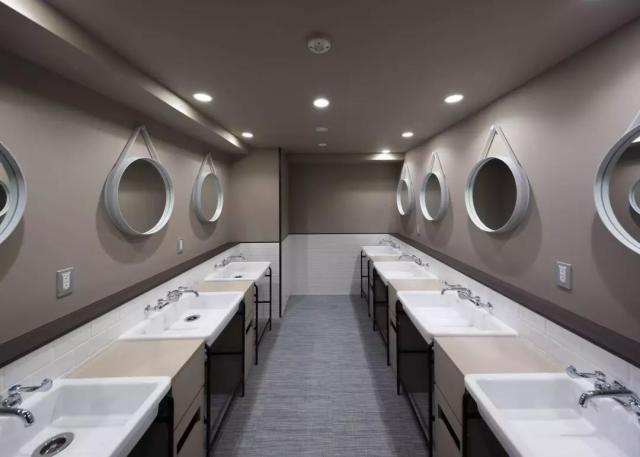 胶囊旅馆，进化！-胶囊旅馆传递给司温热的夜晚风车类似动漫