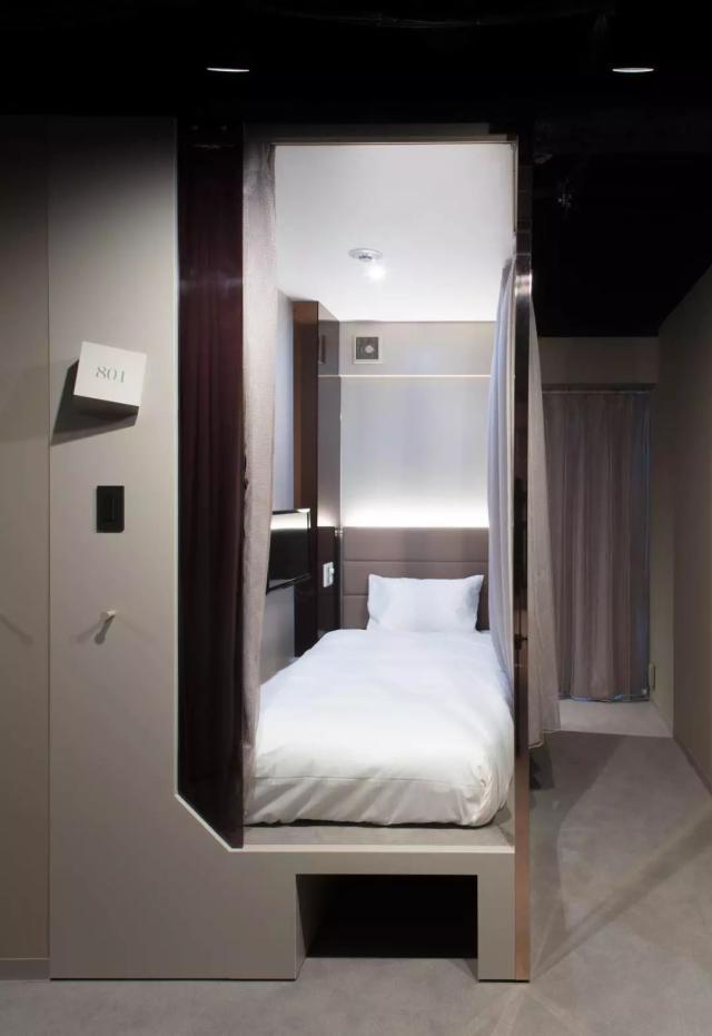 胶囊旅馆，进化！-胶囊旅馆传递给司温热的夜晚风车类似动漫