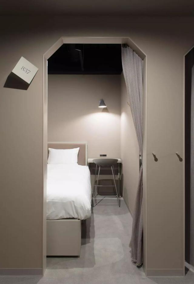 胶囊旅馆，进化！-胶囊旅馆传递给司温热的夜晚风车类似动漫