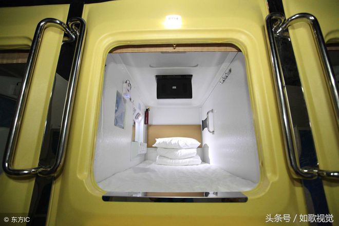 胶囊旅馆，住一天仅需几十元，有电视WiFi等，房间像“太空舱”-胶囊旅馆价钱