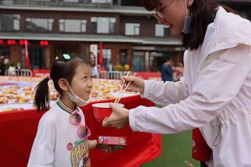 河南洛阳老君山景区，连续六年午餐只卖一元钱；全国仅此一家-洛阳老君山?