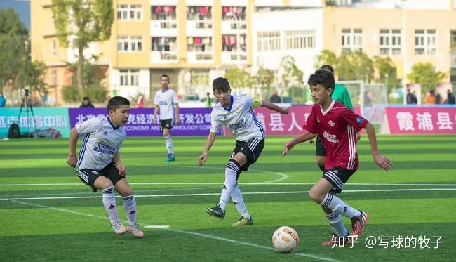 谁动了校园足球的青训经费？-青训足球比赛视频