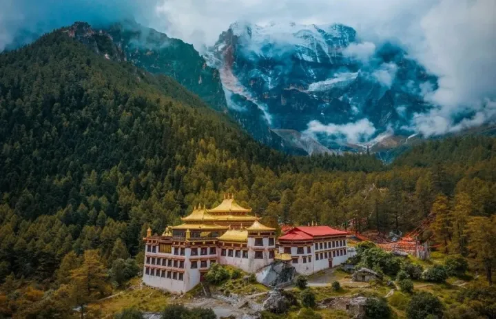 什么是稻城亚丁？去稻城亚丁应该怎么玩？-稻城亚丁攻略自由行