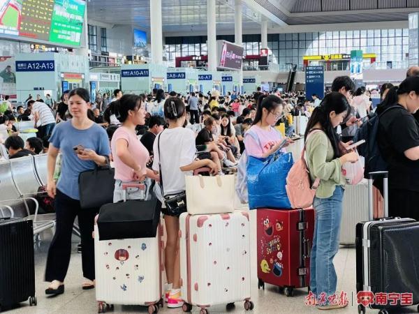 最高打5折，大学新生用录取通知书买火车票享优惠票价-高校录取通知书买火车票