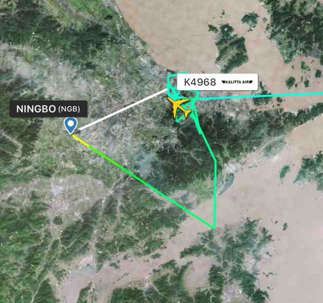 滚动｜一架货机偏出跑道，宁波栎社国际机场暂停所有航班起降-宁波栎社机场多久停止登机