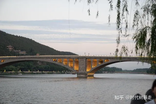 龙门石窟，中国四大石窟之一，一辈子一定要来看一次-龙门石窟在四大石窟中的地位