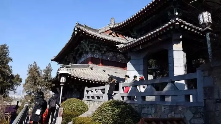 龙门石窟，不朽的民族瑰宝-讲解一下龙门石窟