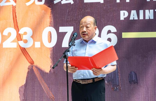 二维空间的龙门石窟什么样？“关于龙门——于会见绘画作品展”开幕-打卡龙门石窟