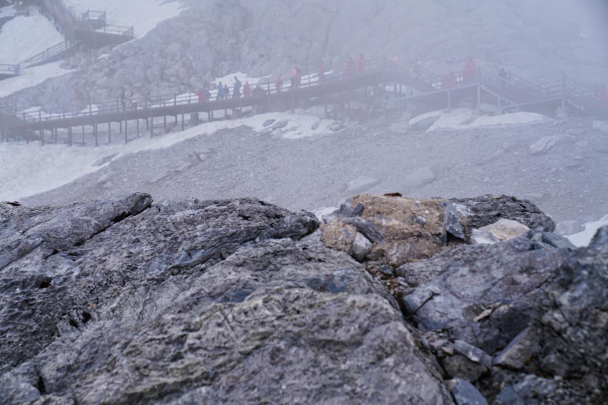 云南丽江有座雪山，风景壮丽，游客最爱来打卡，也是纳西人的神山-玉龙雪山印象丽江表演 门票